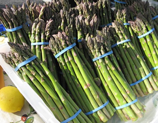 asparagusatmarket